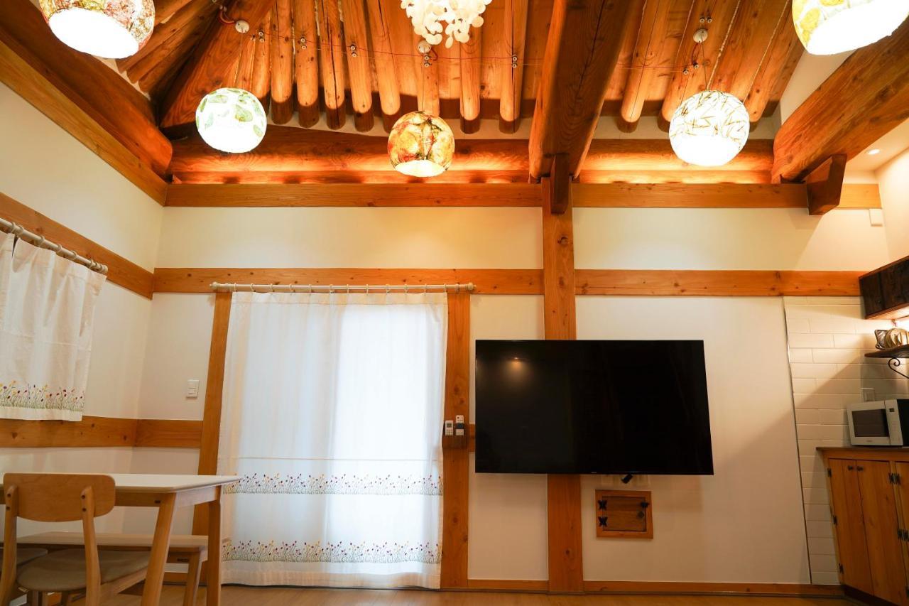 Samlockhon Hanokstay Jeonju Exterior foto